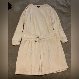 Off white Medium Lounge Set